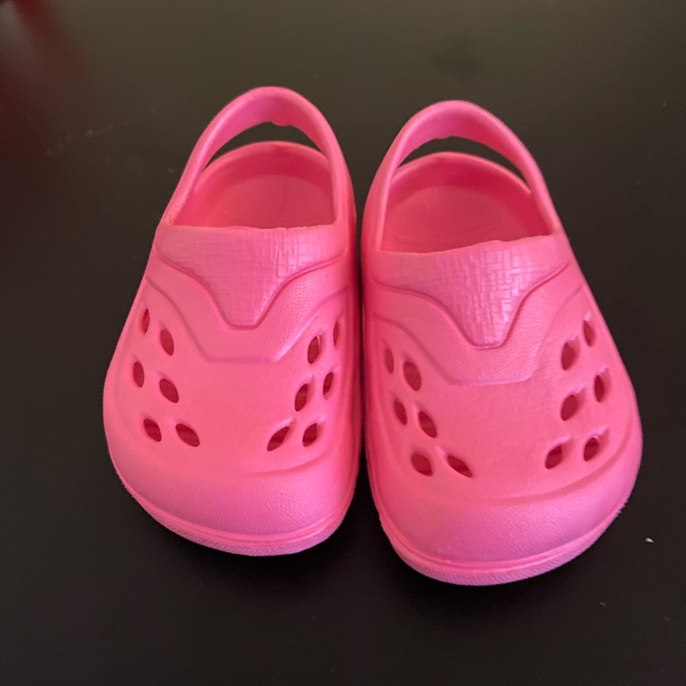 Baby  generic crocs